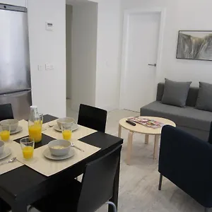 livemalaga-santa-maria-apartments.es-andalucia.com/